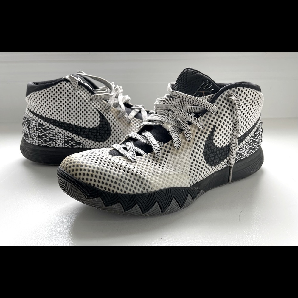 Kyrie 1 “BHM” Size: 13